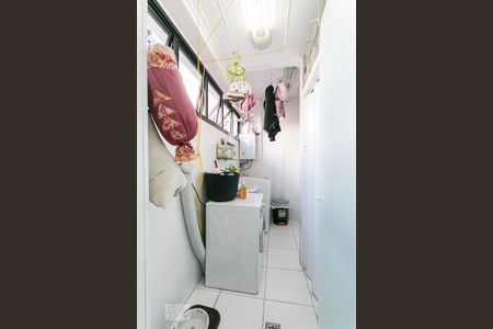 Apartamento à venda com 81m², 2 quartos e 1 vagaÀrea de serviço