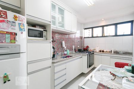 Apartamento à venda com 81m², 2 quartos e 1 vagaCozinha