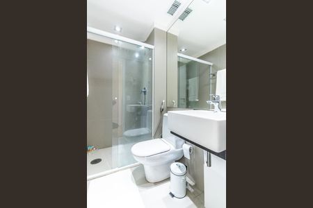 Studio para alugar com 46m², 1 quarto e 1 vaga Studio para alugar com 46m², 1 quarto e 1 vagaBanheiro