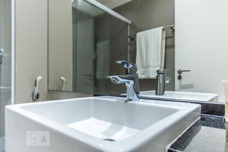 Studio para alugar com 46m², 1 quarto e 1 vaga Studio para alugar com 46m², 1 quarto e 1 vagaBanheiro - Detalhe