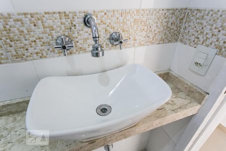 Apartamento à venda com 115m², 3 quartos e 2 vagasBanheiro 1