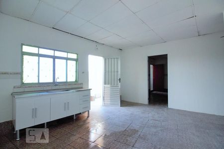 Casa à venda com 100m², 2 quartos e 1 vaga Casa à venda com 100m², 2 quartos e 1 vagaClozinha