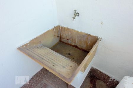 Casa à venda com 100m², 2 quartos e 1 vaga Casa à venda com 100m², 2 quartos e 1 vagaÁrea de Serviço