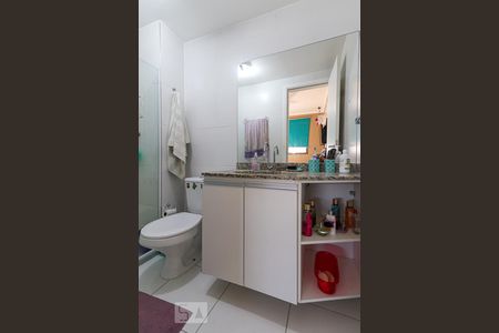 Apartamento à venda com 67m², 2 quartos e 1 vagaBanheiro da Suíte