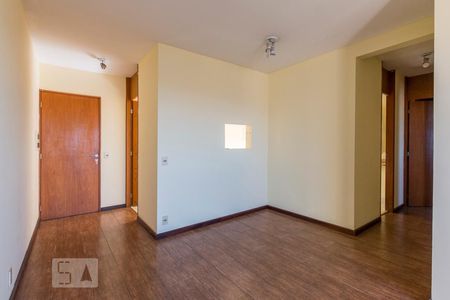 Sala de apartamento para alugar com 2 quartos, 58m² em Parque Rural Fazenda Santa Cândida, Campinas