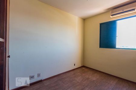 Quarto 2 de apartamento para alugar com 2 quartos, 58m² em Parque Rural Fazenda Santa Cândida, Campinas