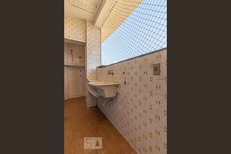 Apartamento à venda com 56m², 3 quartos e 1 vagaÁrea de Serviço