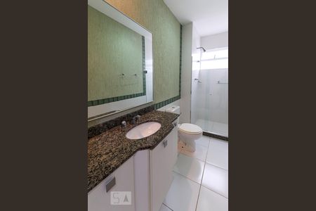 Apartamento para alugar com 90m², 3 quartos e 2 vagas Apartamento para alugar com 90m², 3 quartos e 2 vagasBanheiro da Suíte