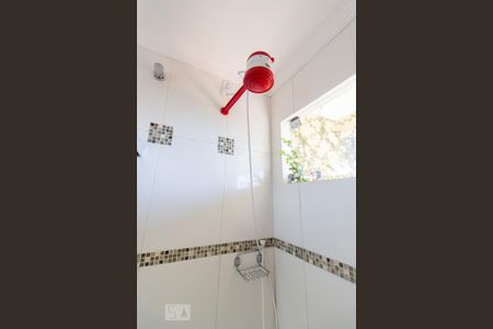 Apartamento para alugar com 50m², 1 quarto e 2 vagas Apartamento para alugar com 50m², 1 quarto e 2 vagasChuveiro do banheiro