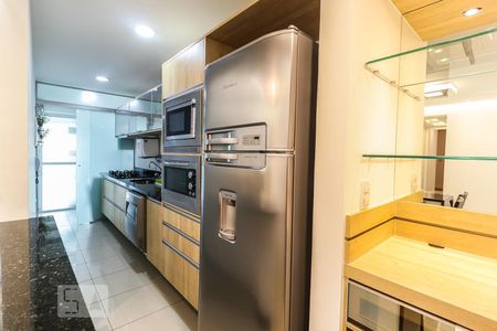 Apartamento para alugar com 105m², 3 quartos e 1 vaga Apartamento para alugar com 105m², 3 quartos e 1 vagaCozinha e Área de Serviço