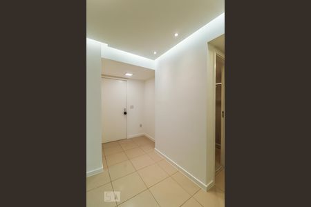 Hall de Entrada de apartamento para alugar com 3 quartos, 105m² em Jacarepaguá, Rio de Janeiro