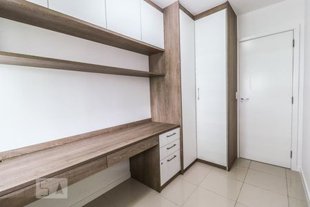Apartamento para alugar com 105m², 3 quartos e 1 vaga Apartamento para alugar com 105m², 3 quartos e 1 vagaQuarto 1
