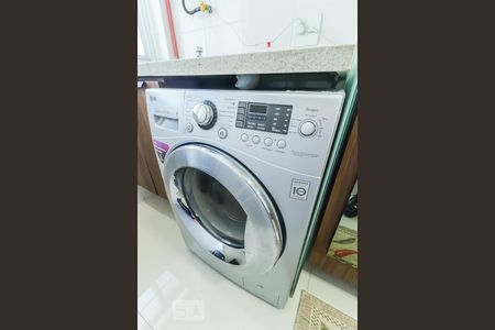 Apartamento à venda com 78m², 2 quartos e 1 vaga Apartamento à venda com 78m², 2 quartos e 1 vagaÁrea de Serviço