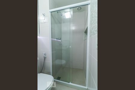 Apartamento à venda com 78m², 2 quartos e 1 vaga Apartamento à venda com 78m², 2 quartos e 1 vagaBanheiro Social