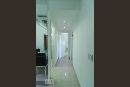 Apartamento à venda com 78m², 2 quartos e 1 vaga Apartamento à venda com 78m², 2 quartos e 1 vagaCorredor