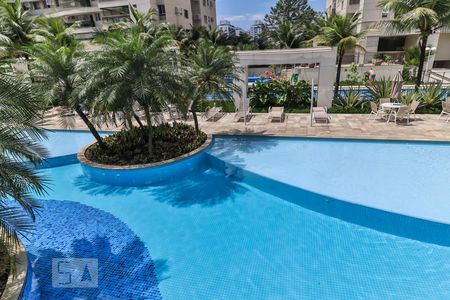 Apartamento à venda com 78m², 2 quartos e 1 vaga Apartamento à venda com 78m², 2 quartos e 1 vagaPiscina
