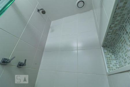 Apartamento à venda com 78m², 2 quartos e 1 vaga Apartamento à venda com 78m², 2 quartos e 1 vagaBanheiro Social