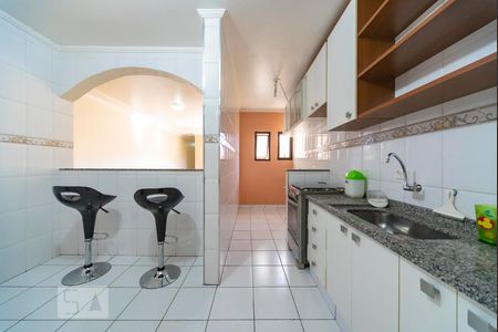 Apartamento à venda com 97m², 3 quartos e 3 vagasCozinha 