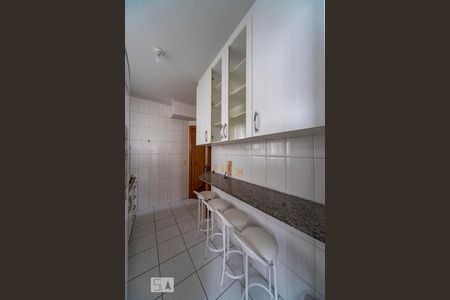 Apartamento para alugar com 80m², 2 quartos e 2 vagas Apartamento para alugar com 80m², 2 quartos e 2 vagasCozinha