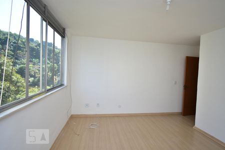 Quarto 1  de apartamento à venda com 2 quartos, 60m² em Santa Rosa, Niterói
