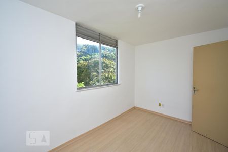Quarto 2  de apartamento à venda com 2 quartos, 60m² em Santa Rosa, Niterói