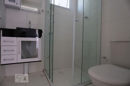 Banheiro de apartamento à venda com 2 quartos, 52m² em Padroeira, Osasco