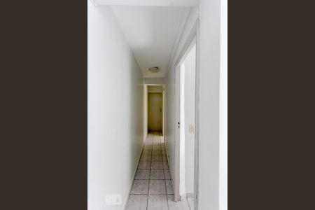 Corredor de apartamento para alugar com 3 quartos, 74m² em Setor Oeste, Goiânia