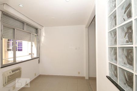Suite. de apartamento à venda com 1 quarto, 38m² em Leme, Rio de Janeiro