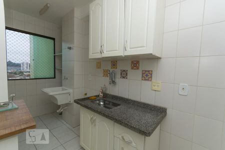 Cozinha de apartamento para alugar com 1 quarto, 29m² em Vila Guarani (z Sul), São Paulo