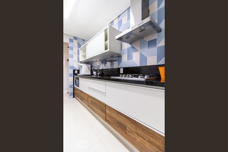 Apartamento à venda com 98m², 2 quartos e 2 vagasCozinha