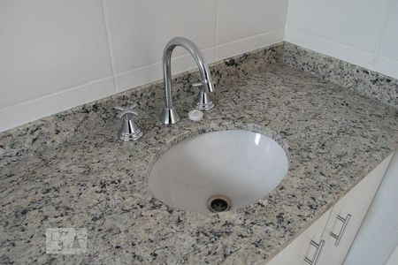 Apartamento à venda com 57m², 2 quartos e 2 vagasPIA BANHEIRO