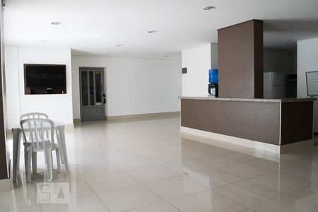 Apartamento à venda com 57m², 2 quartos e 2 vagasSALÃO FESTAS