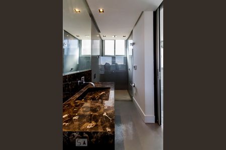 Suite de apartamento à venda com 2 quartos, 110m² em Jardim Paulista, São Paulo