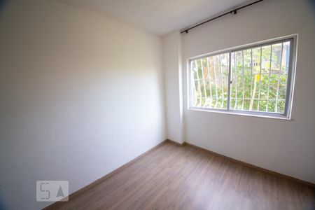 Sala  de apartamento para alugar com 2 quartos, 56m² em Fonseca, Niterói
