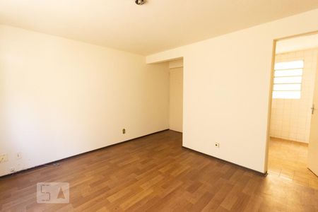 Sala de apartamento para alugar com 3 quartos, 65m² em Santa Cândida, Curitiba