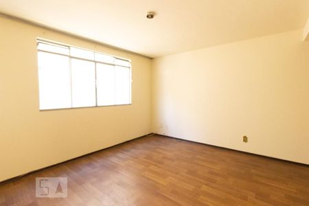 Sala de apartamento para alugar com 3 quartos, 65m² em Santa Cândida, Curitiba