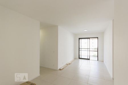 Sala de apartamento para alugar com 2 quartos, 69m² em Jacarepaguá, Rio de Janeiro