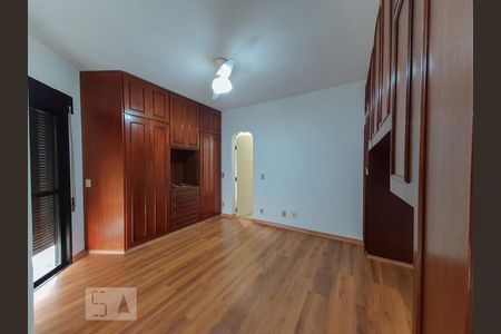 Apartamento para alugar com 142m², 3 quartos e 2 vagasSuíte