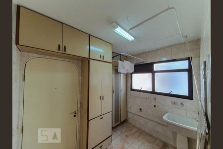 Apartamento para alugar com 142m², 3 quartos e 2 vagasÁrea de Serviço