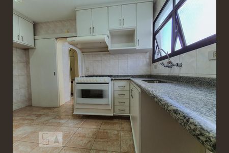 Apartamento para alugar com 142m², 3 quartos e 2 vagasCozinha