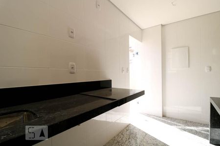 Cozinha  de kitnet/studio para alugar com 1 quarto, 36m² em Funcionários, Belo Horizonte
