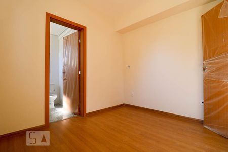 Quarto  de kitnet/studio para alugar com 1 quarto, 36m² em Funcionários, Belo Horizonte