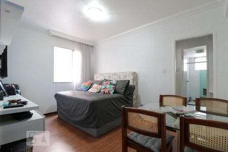Apartamento à venda com 69m², 1 quarto e 1 vagaSala