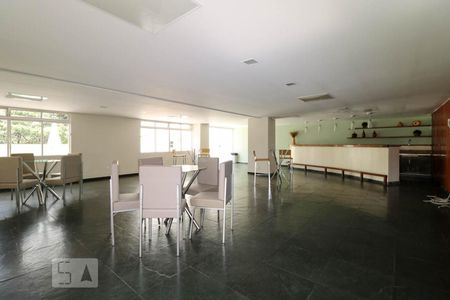 Apartamento à venda com 69m², 1 quarto e 1 vagaSalão de festas 