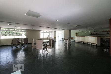 Apartamento à venda com 69m², 1 quarto e 1 vagaSalão de festas 