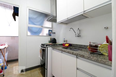 Apartamento à venda com 69m², 1 quarto e 1 vagaCozinha 