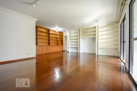 Apartamento à venda com 378m², 5 quartos e 4 vagas Apartamento à venda com 378m², 5 quartos e 4 vagasSala
