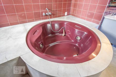 Apartamento à venda com 378m², 5 quartos e 4 vagas Apartamento à venda com 378m², 5 quartos e 4 vagasBanheiro do Quarto 5 - Suíte