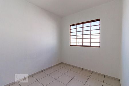Quarto 2 de casa à venda com 3 quartos, 210m² em Jaqueline, Belo Horizonte