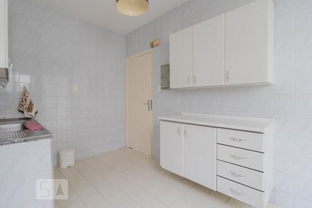 Apartamento para alugar com 108m², 2 quartos e 1 vaga Apartamento para alugar com 108m², 2 quartos e 1 vagaCozinha